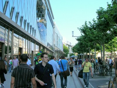 חזית מרכז הקניות Myzeil, פרנקפורט. צילום: עמית פלד