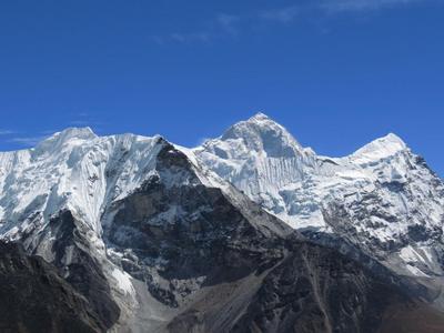 Everest מ- Chhukhung Ri.
