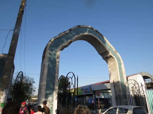 הכניסה לשוק צורסו
