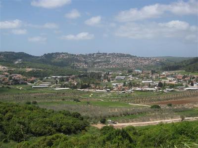 מבט אל מעלות