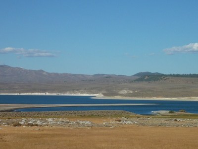 Mono Lake, בדרך לטיוגה פאס.