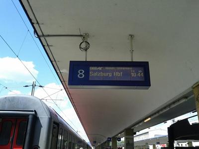 הרציף ממנה יוצאת הרכבת לזלצבורג