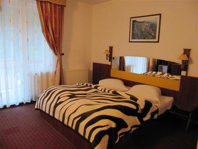 IMG_3343 (Medium).JPG