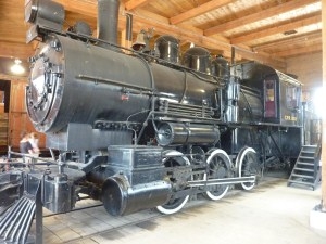 Heritage Park - מוסך הרכבות