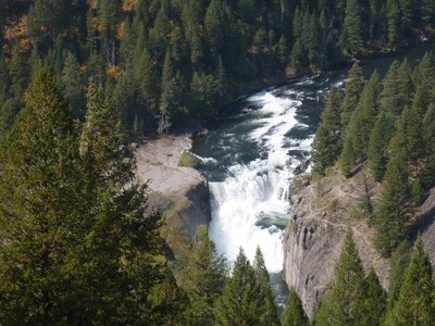 Mesa Falls, בדרך מווסט ילוסטון ל-Salt Lake City.