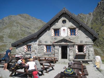 Cabane Du Mont Fort.
