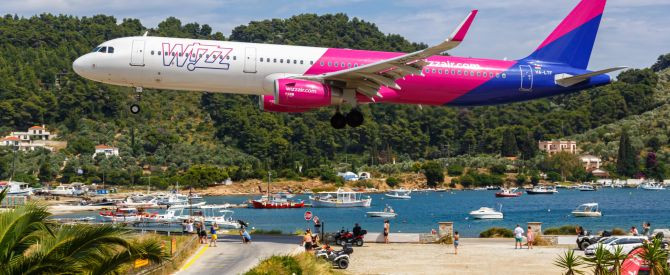 היום זה קורה: Wizz Air חוזרת להפעיל טיסות לואו קוסט ליעדים הכי אטרקטיביים באירופה