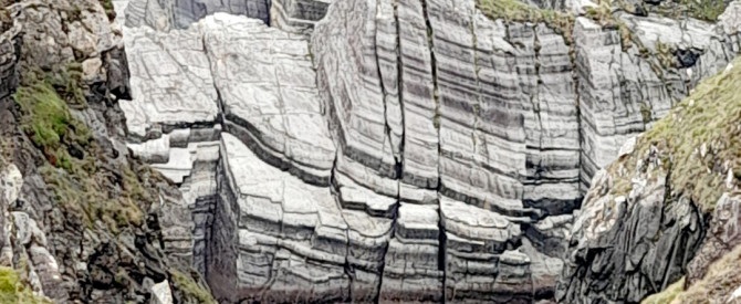 מגדלור MIZEN HEAD והנקודה הדרומית מערבית ביותר באירלנד מתוך הטיפ של אמיר83 - למטייל