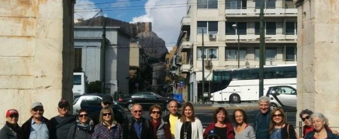 שער אדריאנוס מתוך הטיפ של אמנון גופר מדריך באתונה - למטייל