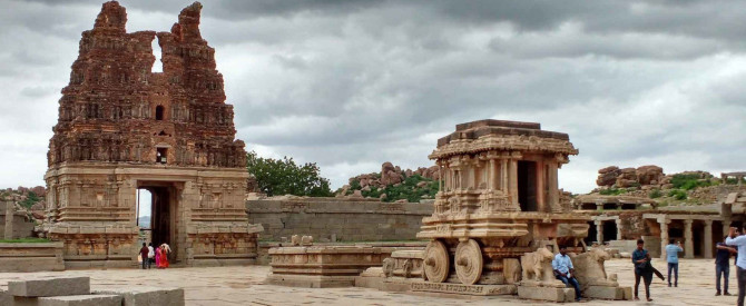 תמונה מייצגת עבור הפוסט: Hampi – An Ancient glory of South India
