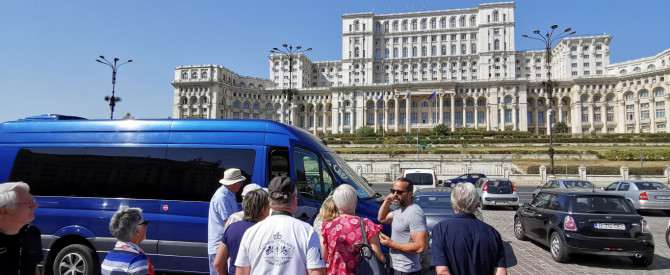 ג'וני המדריך מתוך הטיפ של Discover & Enjoy Traveling Romania Jony Tour Guide - למטייל