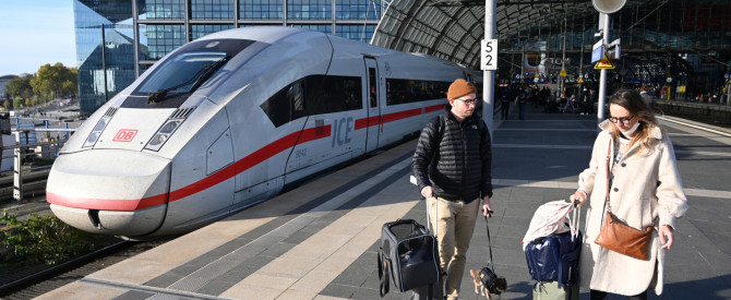 טיסה ורכבת בכרטיס אחד: אל על משיקה שירות מיוחד שיהפוך את הטיול לנוח מאי פעם
