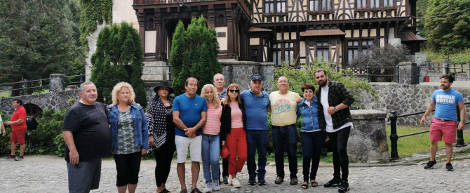 ג'וני המדריך מתוך הטיפ של Discover & Enjoy Traveling Romania Jony Tour Guide - למטייל