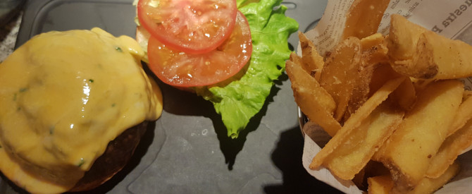 Steak Burger Preciados מתוך הטיפ של lustrous - למטייל