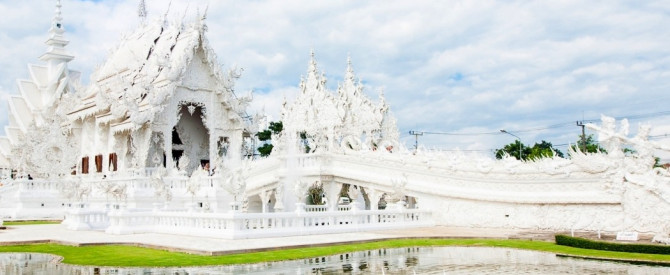 המקדש הלבן (Wat Rong Khun) תמונה ממוזערת מייצגת עבור: 