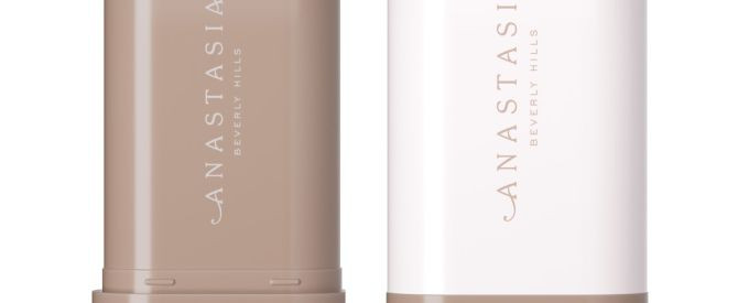 הטינט החדש של ANASTASIA BEVERLY HILLS: איפור וטיפוח בסטיק אחד