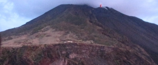 תמונה מייצגת עבור הפוסט: סטרומבולי Stromboli, ליפרי Lipari, והאיים האאולים   Aeolian Islands בכלל