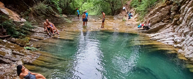 תמונה ראשית עבור: הרים ומפלים: הטיסה הישירה החדשה שתיקח אתכם לטבע הפראי של יוון