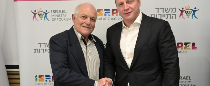 ״נשקיע בטוסקנה שלנו ביהודה ושומרון״: שר התיירות כץ, במהלך טקס החילופים