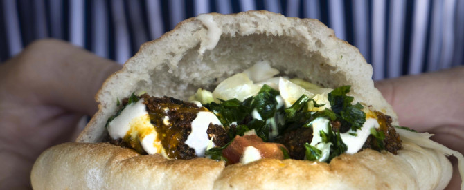 Barumis' Cafe & Falafel מתוך הטיפ של DariaRatiner - למטייל