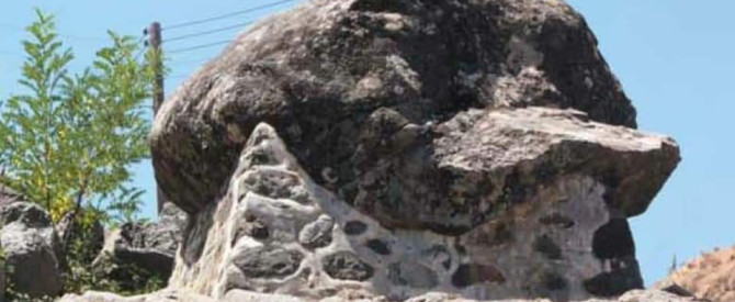 תמונה מייצגת עבור הפוסט: קפריסין, ביקור  בכפר קקופטריה, סלע החתונות, פטרה טו אנדרוגינו Petra tou Androgynou  Kakopetria, Nicosia district