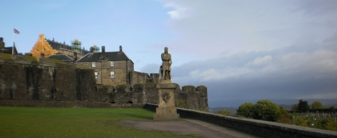 טירת סטירלינג -  STIRLING CASTLE 