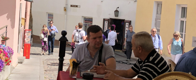 המדריך דניאל וול מתוך הטיפ של Hana_3705173 - למטייל