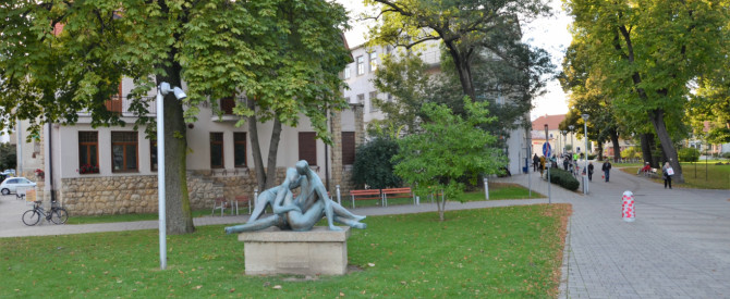 פישטני מלון ESPLANADE